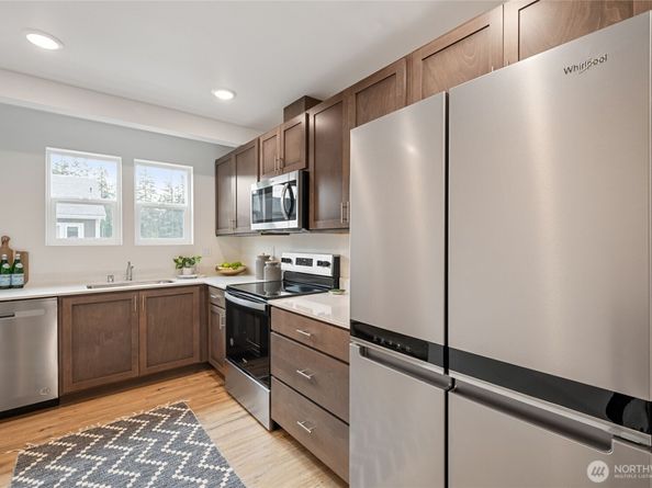 1339 Nolta Loop NE, Bainbridge Island WA 98110