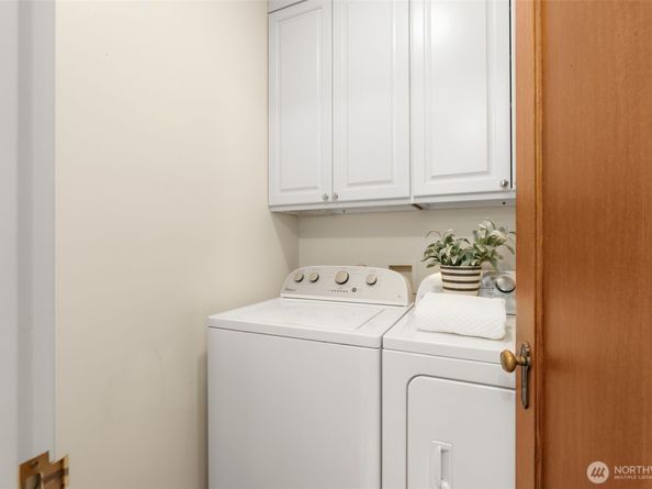 405 Prospect Street 201, Seattle WA 98109