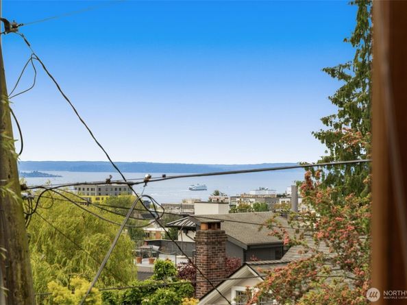 405 Prospect Street 201, Seattle WA 98109