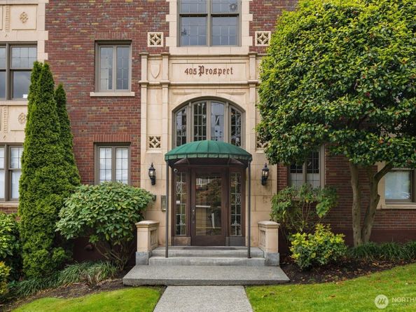405 Prospect Street 201, Seattle WA 98109