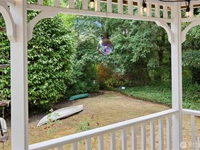 213 Eakin Drive NW, Bainbridge Island WA 98110