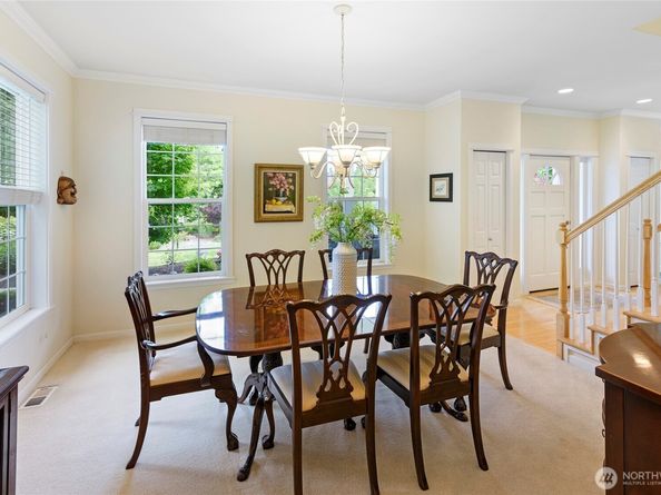 213 Eakin Drive NW, Bainbridge Island WA 98110