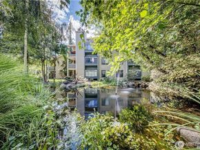 4800 200th Street SW E205, Lynnwood WA 98036