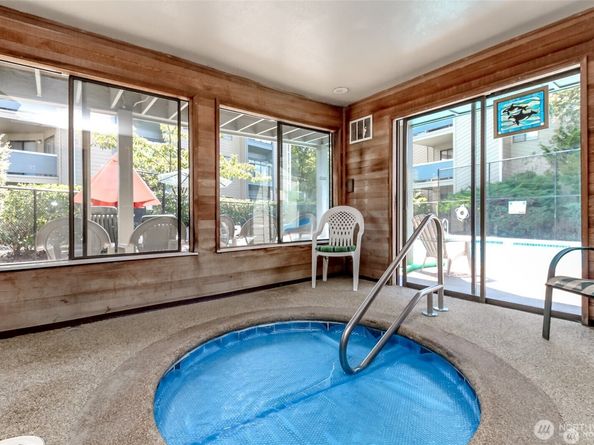 4800 200th Street SW E205, Lynnwood WA 98036