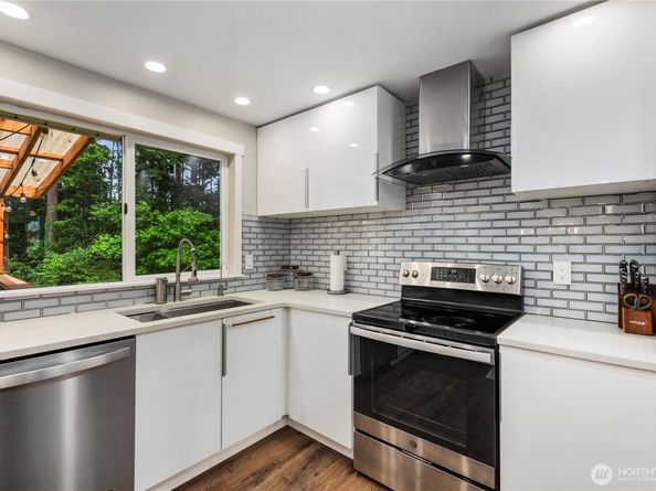 22625 1st Drive SE, Bothell WA 98021