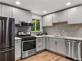 22625 1st Drive SE, Bothell WA 98021