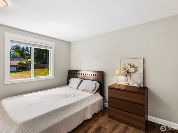 22625 1st Drive SE, Bothell WA 98021