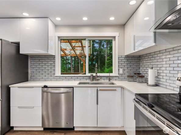 22625 1st Drive SE, Bothell WA 98021