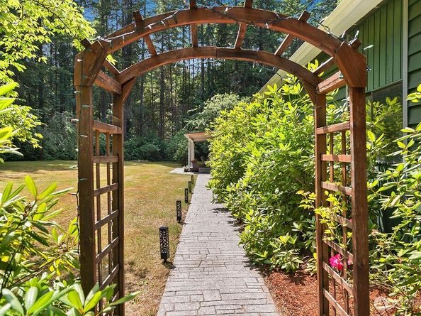 19328 Widme Street NE, Poulsbo WA 98370
