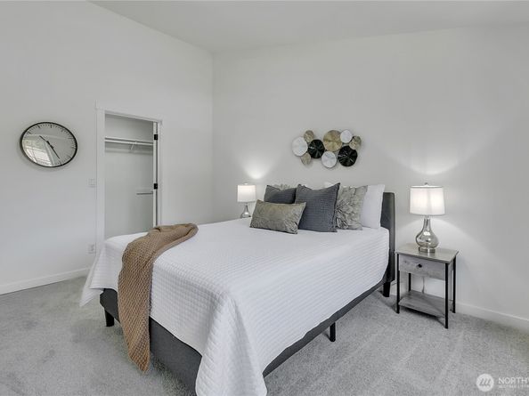 1835 S 286th Lane R201, Federal Way WA 98003