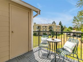 1835 S 286th Lane R201, Federal Way WA 98003