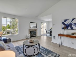 1835 S 286th Lane R201, Federal Way WA 98003
