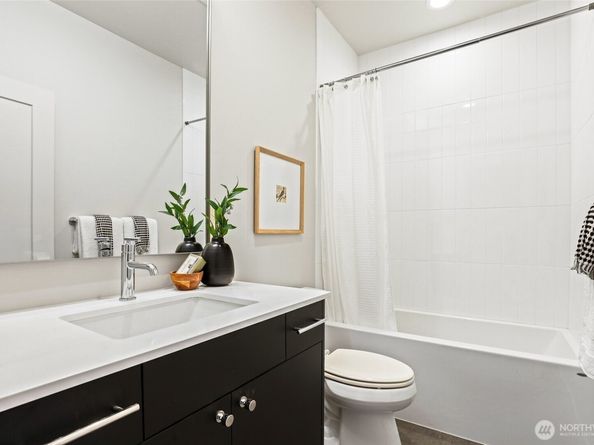 9750 A Holman Road NW, Seattle WA 98117