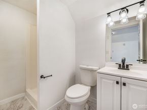 1012 9th Street, Bremerton WA 98337
