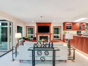 2171 N 122nd Place, Seattle WA 98133