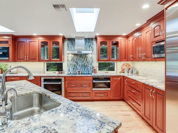 2171 N 122nd Place, Seattle WA 98133