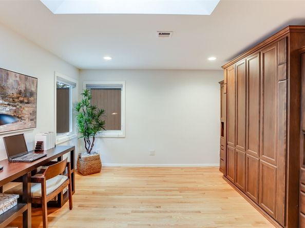 2171 N 122nd Place, Seattle WA 98133