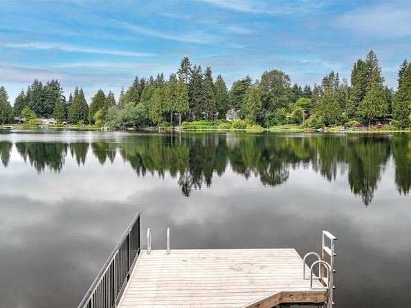 2171 N 122nd Place, Seattle WA 98133
