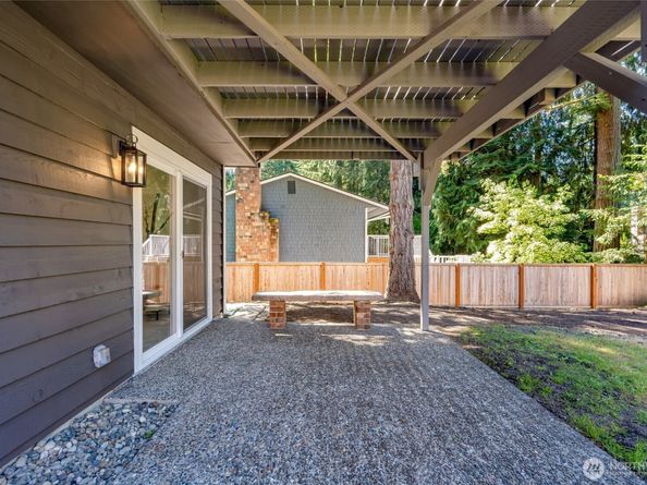 20126 81st Avenue W, Edmonds WA 98026
