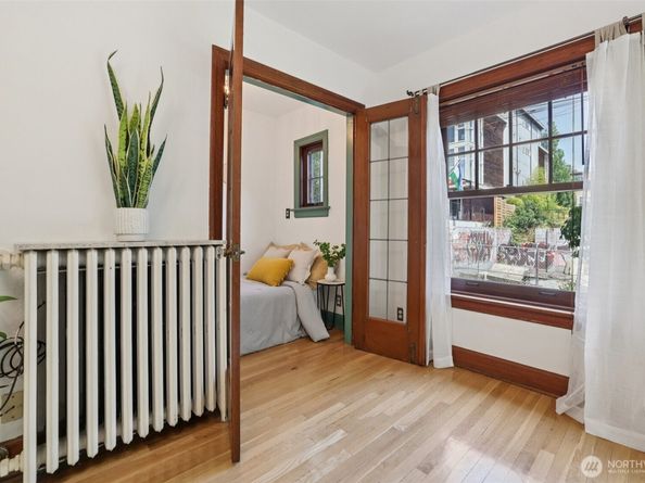 408 Bellevue Avenue E 206, Seattle WA 98102
