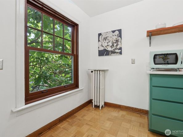 408 Bellevue Avenue E 206, Seattle WA 98102