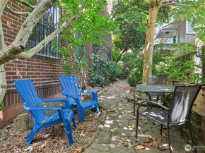 408 Bellevue Avenue E 206, Seattle WA 98102