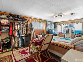 14222 4th Avenue SW, Burien WA 98166
