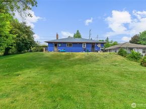 14222 4th Avenue SW, Burien WA 98166