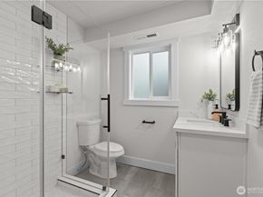 1044 145th Place NE, Bellevue WA 98007