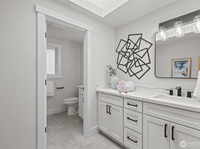 1044 145th Place NE, Bellevue WA 98007