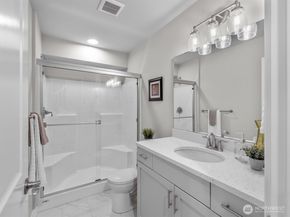 509 237th Place SE D, Bothell WA 98021