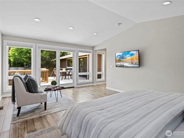 6210 105th Avenue NE, Kirkland WA 98033