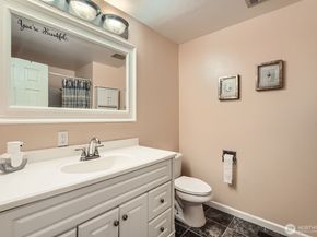 202 Elma Place SE, Renton WA 98059
