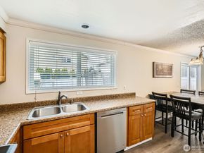202 Elma Place SE, Renton WA 98059