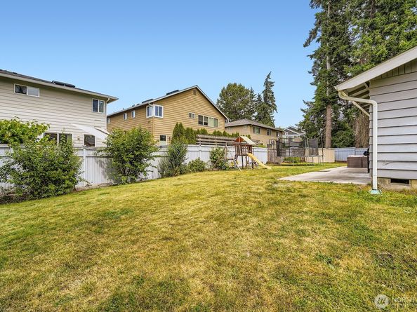 202 Elma Place SE, Renton WA 98059