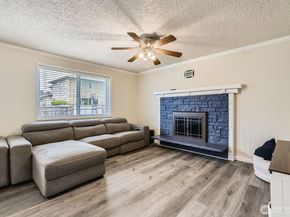 202 Elma Place SE, Renton WA 98059