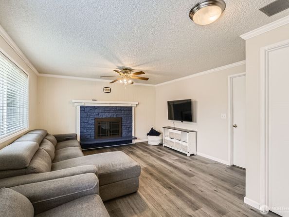202 Elma Place SE, Renton WA 98059