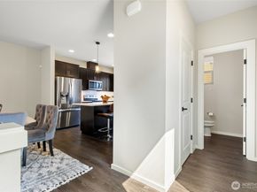 9834 11th Avenue SW, Seattle WA 98106