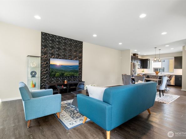 9834 11th Avenue SW, Seattle WA 98106