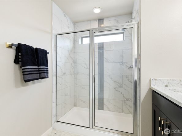 9834 11th Avenue SW, Seattle WA 98106