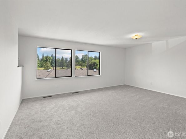10751 Glen Acres Drive S, Seattle WA 98168