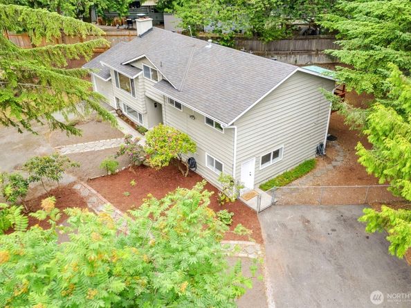 812 NE 175th Street, Shoreline WA 98155