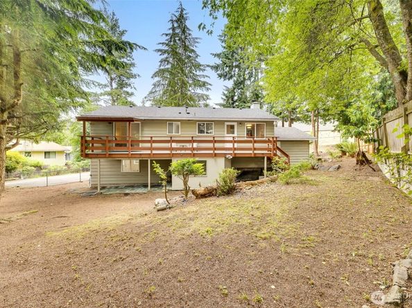 812 NE 175th Street, Shoreline WA 98155