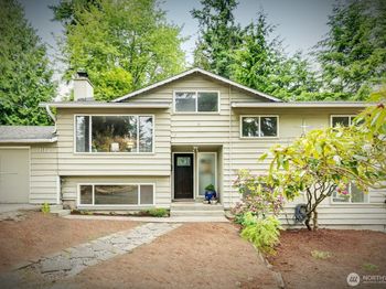 812 NE 175th Street