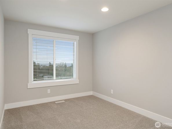 7559 S 130th Place, Seattle WA 98178
