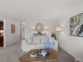 2501 Canterbury Lane E 203, Seattle WA 98112
