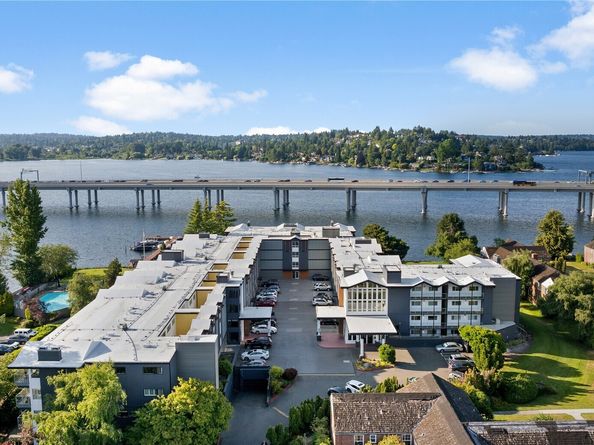 2501 Canterbury Lane E 203, Seattle WA 98112