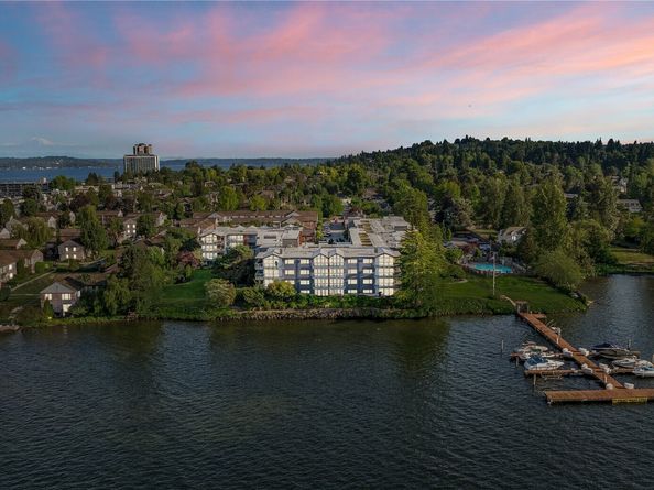2501 Canterbury Lane E 203, Seattle WA 98112