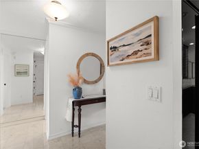 2501 Canterbury Lane E 203, Seattle WA 98112