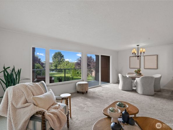 2501 Canterbury Lane E 203, Seattle WA 98112
